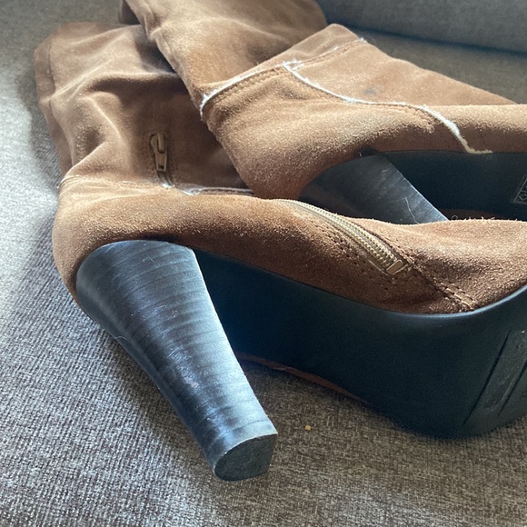 Nine West tan suede boots - Picture 5 of 6